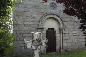 Iglesia de Santa Mar&iacute;a de Camporramiro