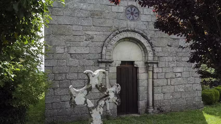 Iglesia de Santa Mar&iacute;a de Camporramiro