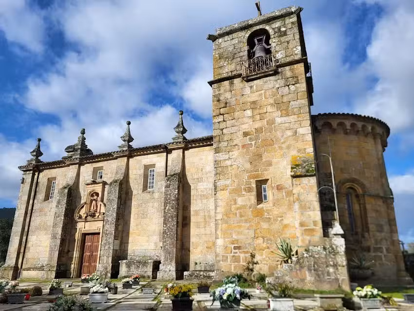 Iglesia de Santa Mar&iacute;a de Castrelo de Mi&ntilde;o