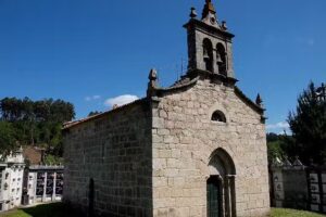 Iglesia de Santa Mar&iacute;a de Cu&iacute;&ntilde;a