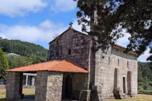 Iglesia de Santa Mar&iacute;a de Doro&ntilde;a