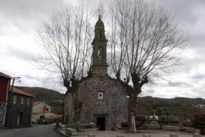 Iglesia de Santa Mar&iacute;a de D&uacute;as Igrexas