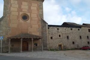Iglesia de Santa Mar&iacute;a de Jes&uacute;s (&laquo;Las Gordillas&raquo;, Clarisas)