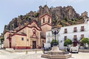 Iglesia de Santa Mar&iacute;a de la Mesa