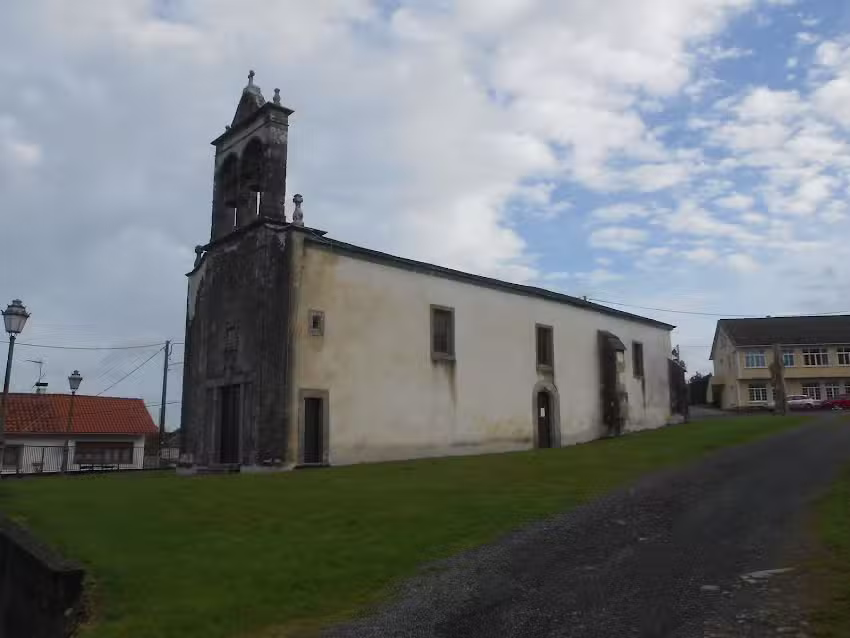 Iglesia de Santa Mar&iacute;a de Labacengos