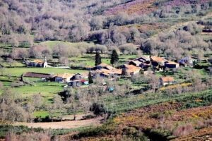 Iglesia de Santa Mar&iacute;a de las Paradellas