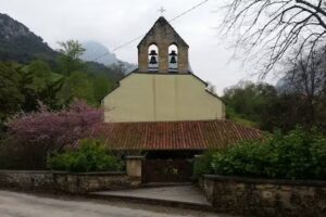 Iglesia de Santa Mar&iacute;a de Llas