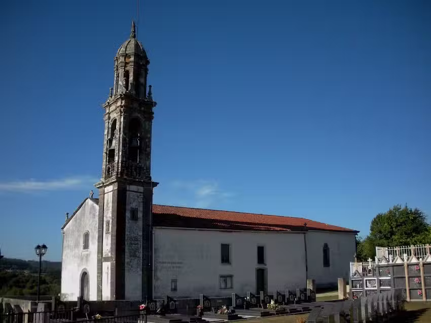 Iglesia de Santa Mar&iacute;a de Loxo