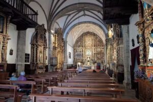 Iglesia de Santa Mar&iacute;a de Luanco