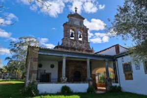 Iglesia de Santa Mar&iacute;a de Lug&aacute;s