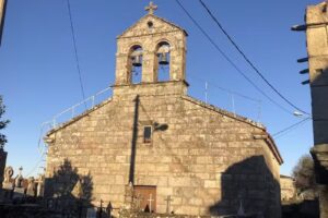 Iglesia de Santa Mar&iacute;a de Mosteiro de Ribeira