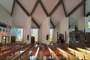 Iglesia de Santa Mar&iacute;a de Oleiros