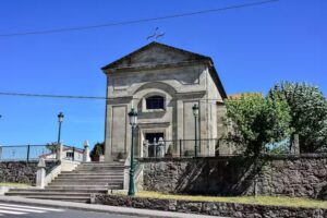 Iglesia de Santa Mar&iacute;a de Olveira