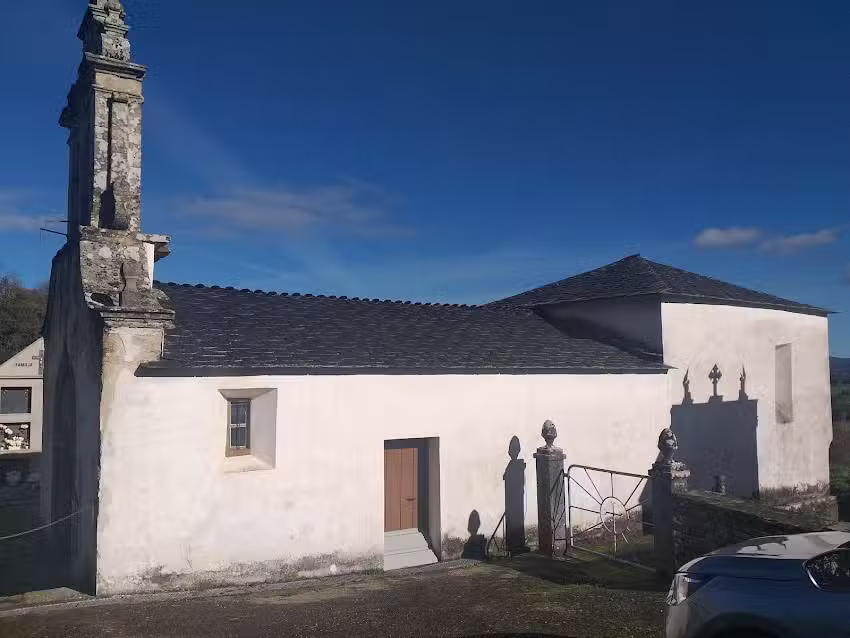Iglesia de Santa Mar&iacute;a de Pacios