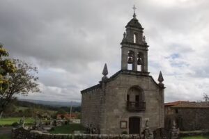 Iglesia de Santa Mar&iacute;a de Pi&ntilde;eira