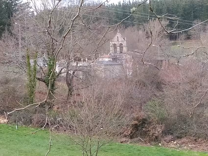 Iglesia de Santa Mar&iacute;a de Rozavales
