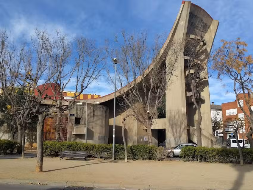 Iglesia de Santa Mar&iacute;a de Sales