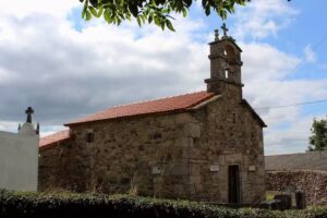 Iglesia de Santa Mar&iacute;a de Santiso