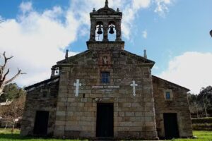 Iglesia de Santa Mar&iacute;a de Sarand&oacute;s