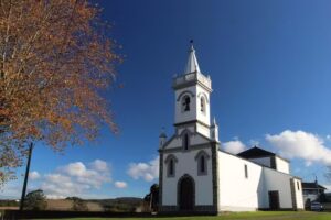 Iglesia de Santa Mar&iacute;a de Sequeiro