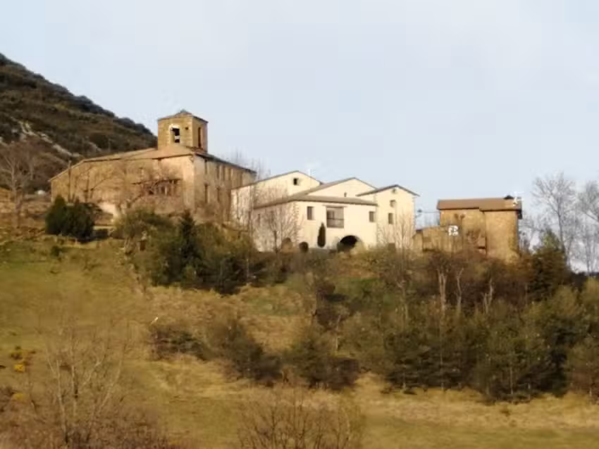 Iglesia de Santa Mar&iacute;a de Serrate
