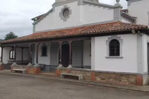Iglesia de Santa Mar&iacute;a de Vayu