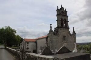 Iglesia de Santa Maria de Vilari&ntilde;o