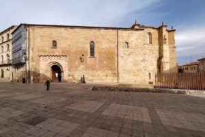 Iglesia de Santa Mar&iacute;a la Mayor
