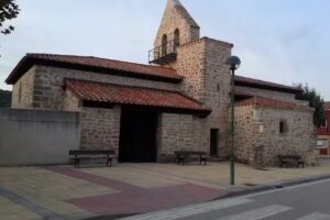 Iglesia de Santa Mar&iacute;a Magdalena &ndash; Villalonqu&eacute;jar
