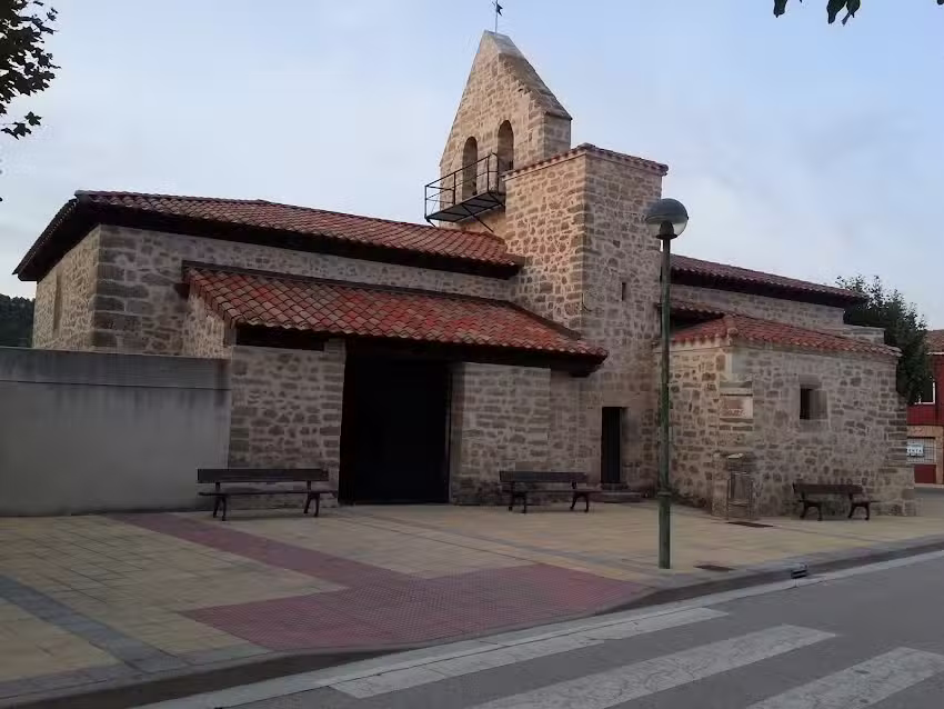 Iglesia de Santa Mar&iacute;a Magdalena &ndash; Villalonqu&eacute;jar