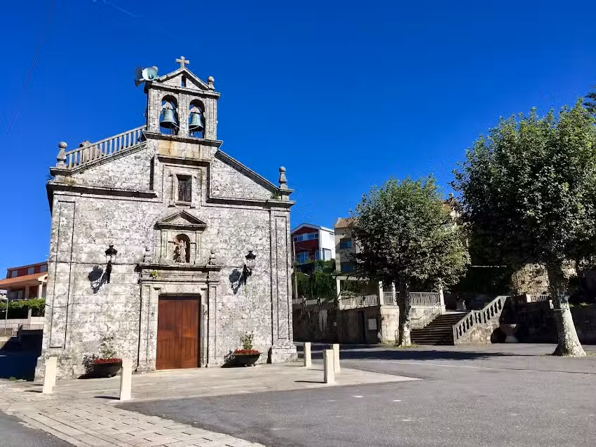 Iglesia de Santa Mari&ntilde;a de Cabral