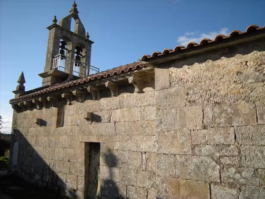 Iglesia de Santa Mari&ntilde;a de Cangas
