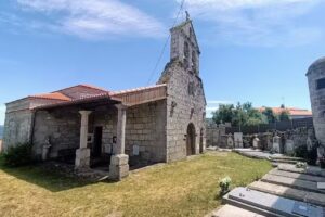 Iglesia de Santa Mariña de Parada de Sil