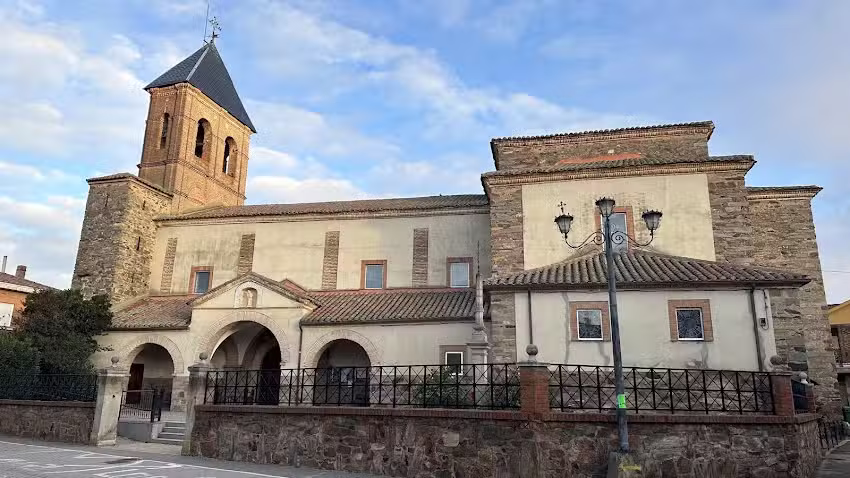 IGLESIA DE &laquo;SANTIAGO AP&Oacute;STOL&raquo;
