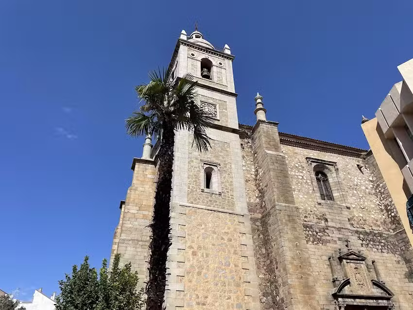 Iglesia de Santiago Ap&oacute;stol