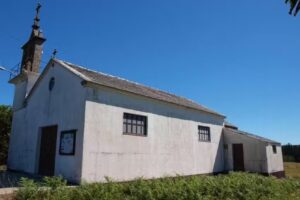 Iglesia de Santiago de Bermui