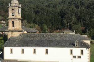 Iglesia de Santiago de Bravos