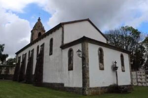 Iglesia de Santiago de Buxán