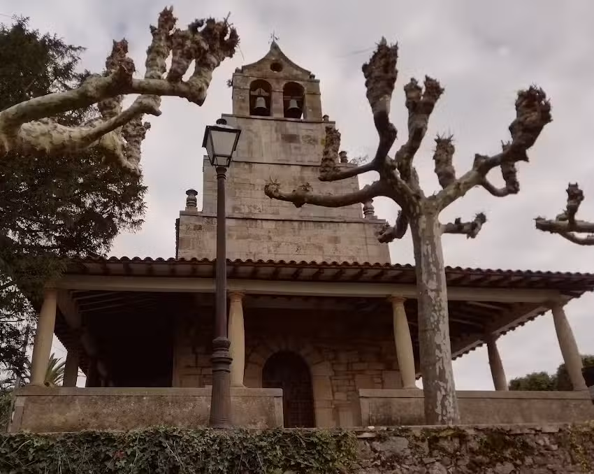 Iglesia de Santiago de Caravia