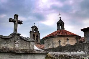 Iglesia de Santiago de Carracedo