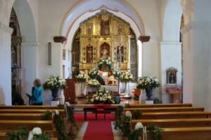 Iglesia de Santiago de C&oacute;rneas