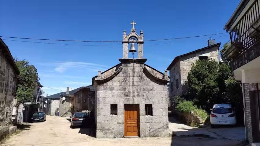 Iglesia de Santiago de Corzos