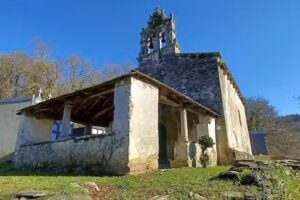 Iglesia de Santiago de Covas