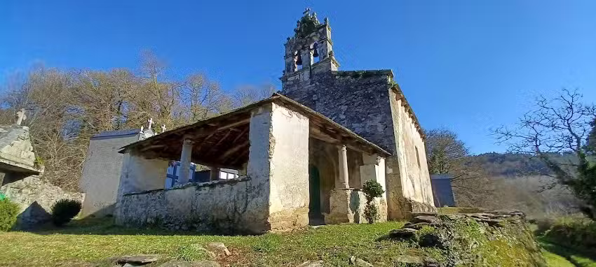 Iglesia de Santiago de Covas
