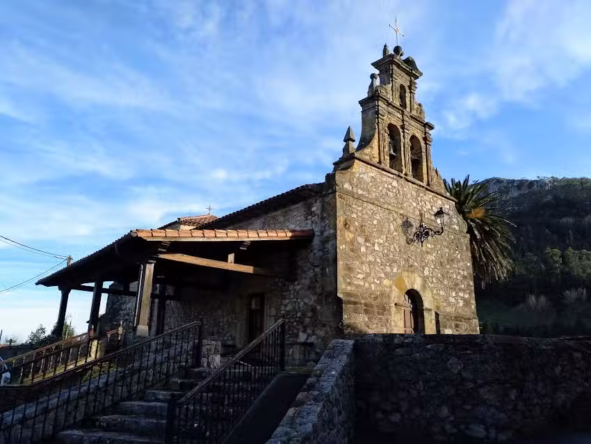 Iglesia de Santiago de Cudeyo