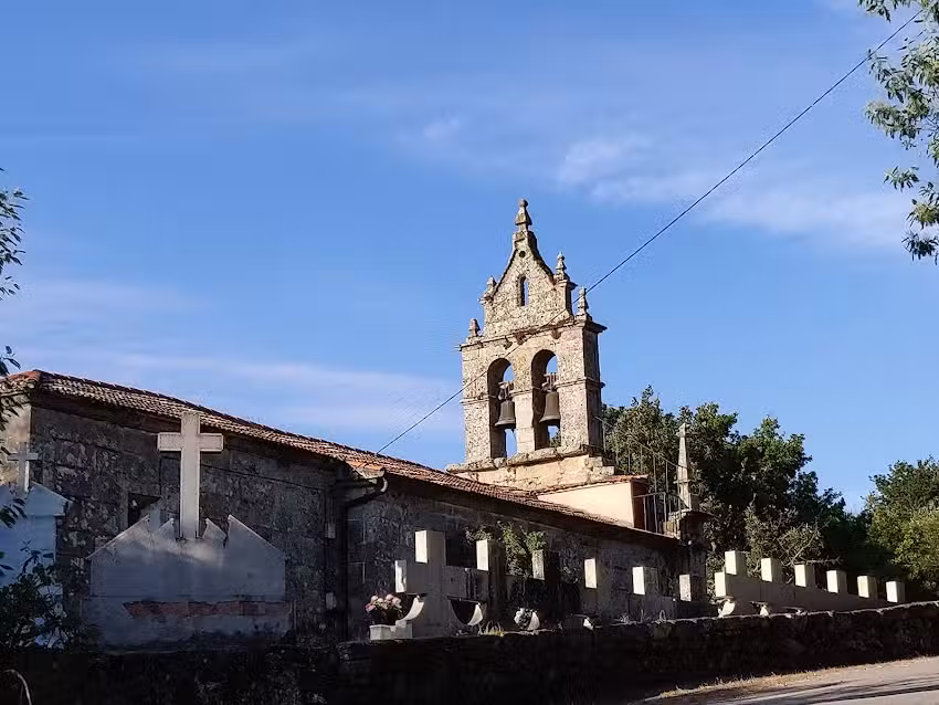 Iglesia de Santiago de Folgoso