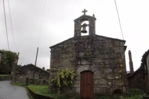 Iglesia de Santiago de Fradé