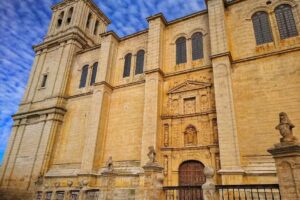 Iglesia de Santiago de los Caballeros