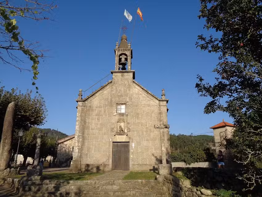 Iglesia de Santiago de Malvas