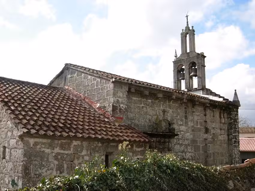 Iglesia de Santiago de Pradeda
